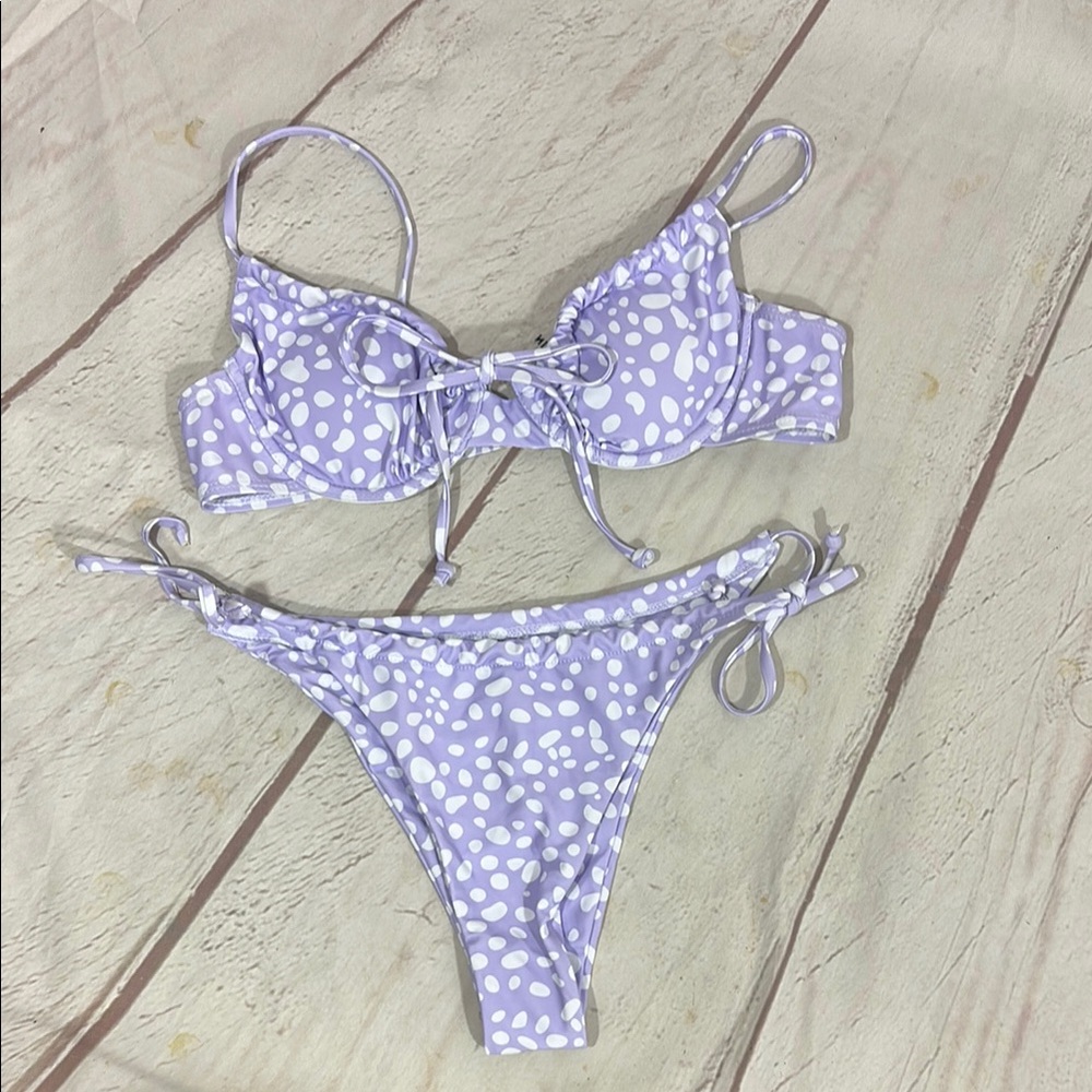 SHEIN Lavender and White Bikini Set Size M